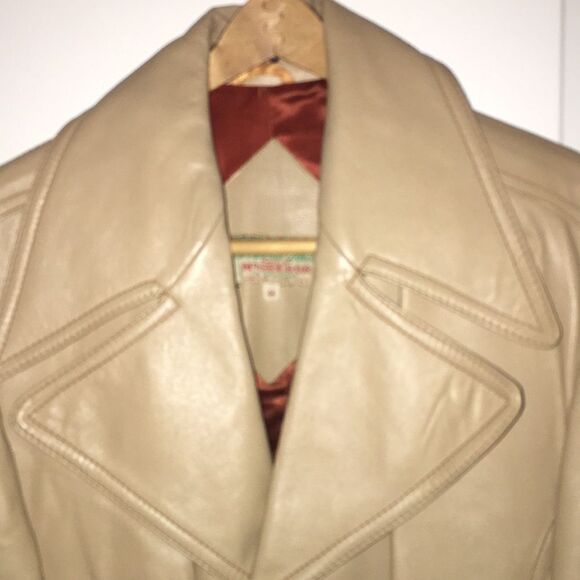 MacGregor Import Huggy Bear belted Creme color leather jacket coat retro smooth - Picture 3 of 7